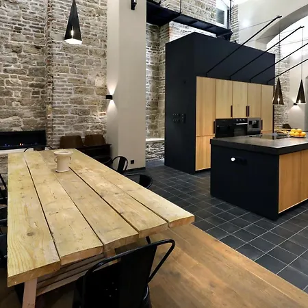 American Loft In The Heart Of Praag