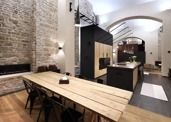 American Loft In The Heart Of アパート