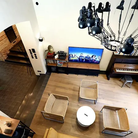 American Loft In The Heart Of